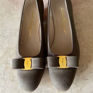 Host Pick! Salvatore Ferragamo Vara Bow Pumps - Never Worn 10B